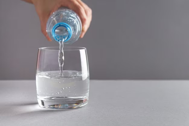 Eau naturelle sans gaz