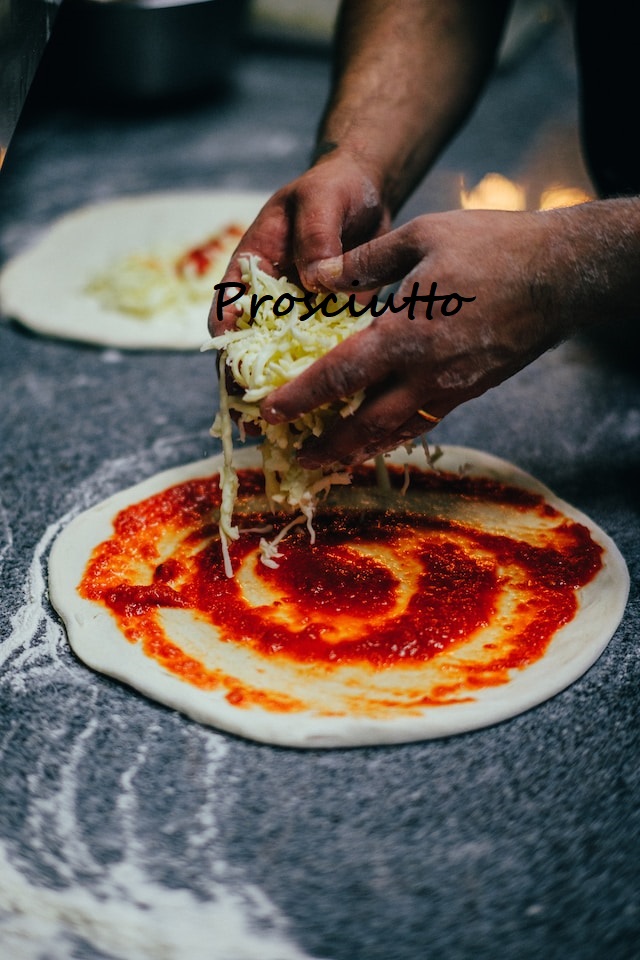 Pizza Prosciutto GrandeTomate, Queso, Jamón et Oregano